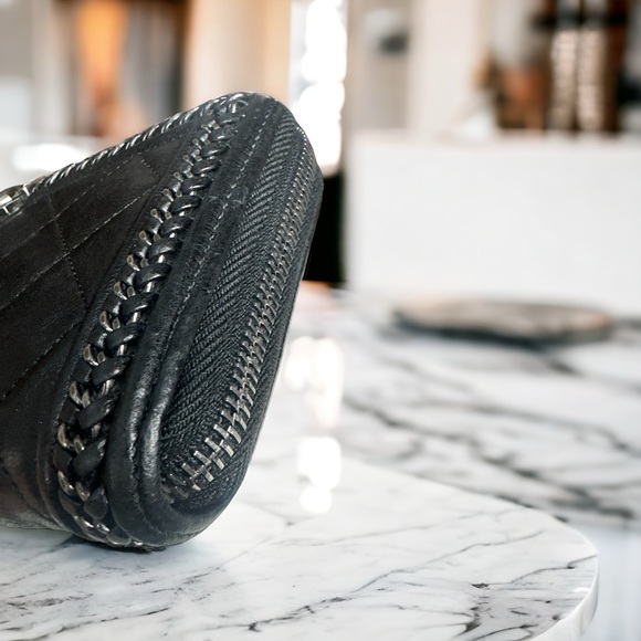 Chanel calf leather distressed chain around long zip wallet - Picture 6 of 11